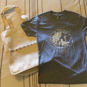 Magnolia Women’s Tee and tote